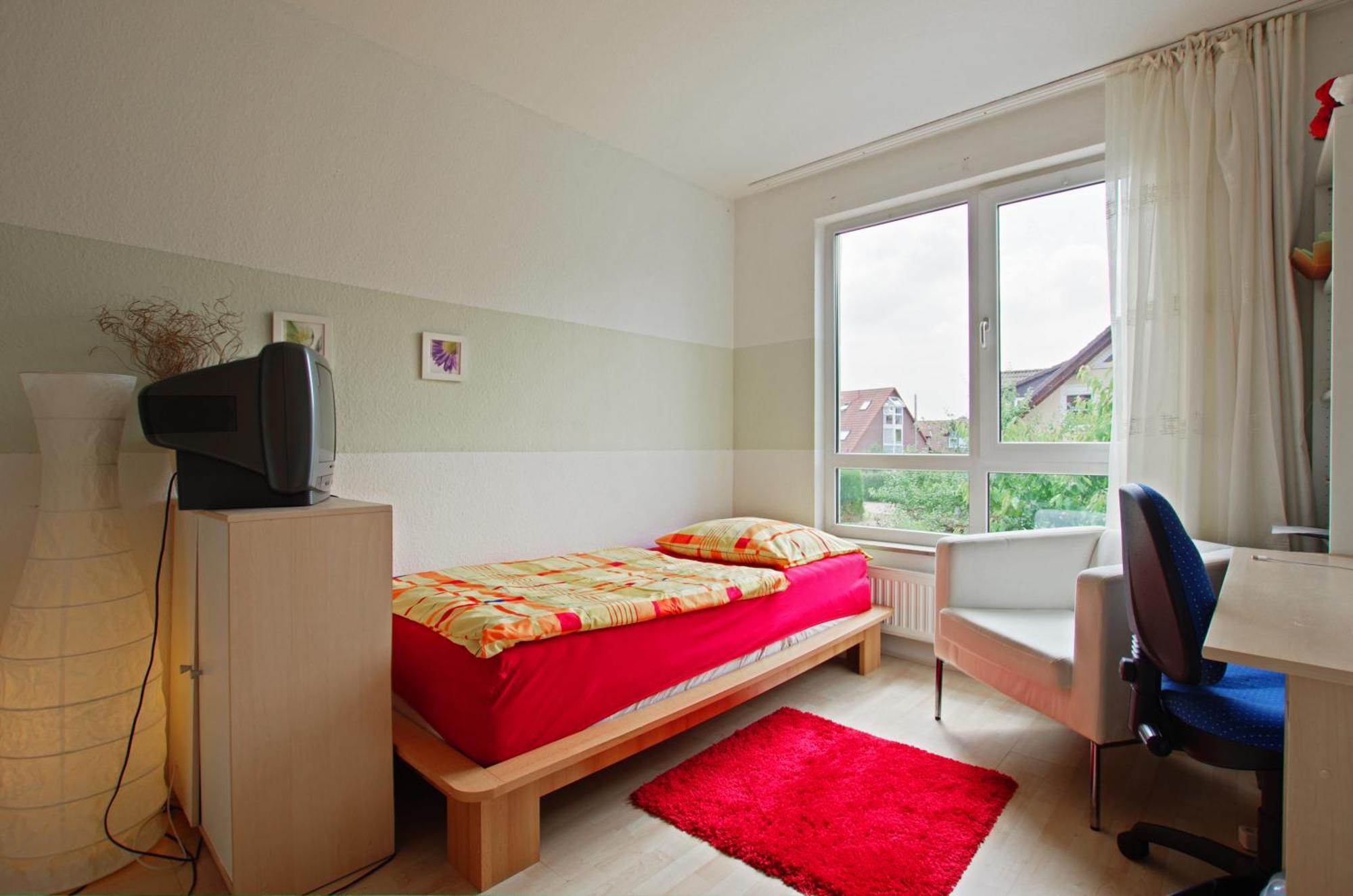 Private Rooms Near Exhibition Center Hannover Pokoj fotografie